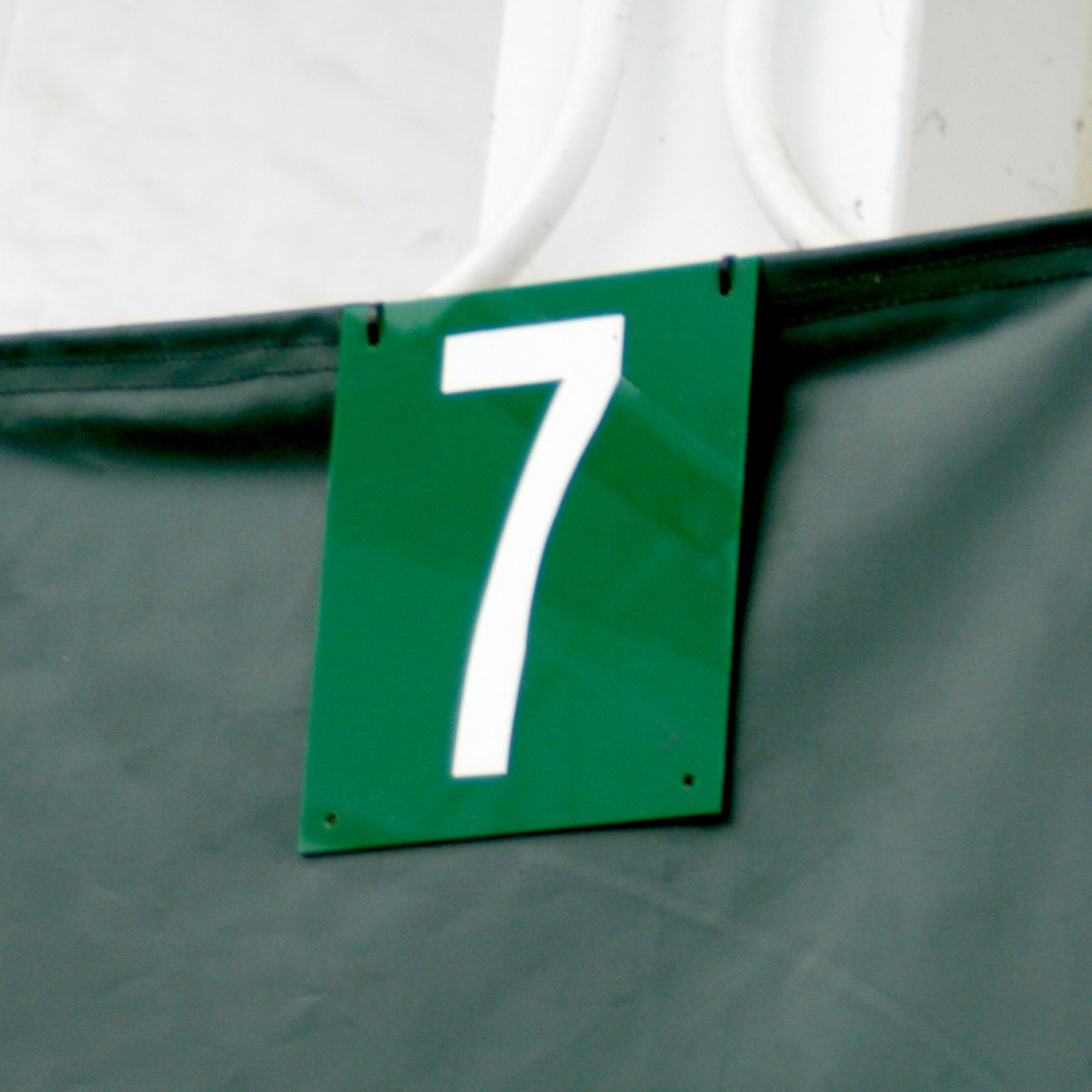 Court Numbers, White On Green (Plastic)