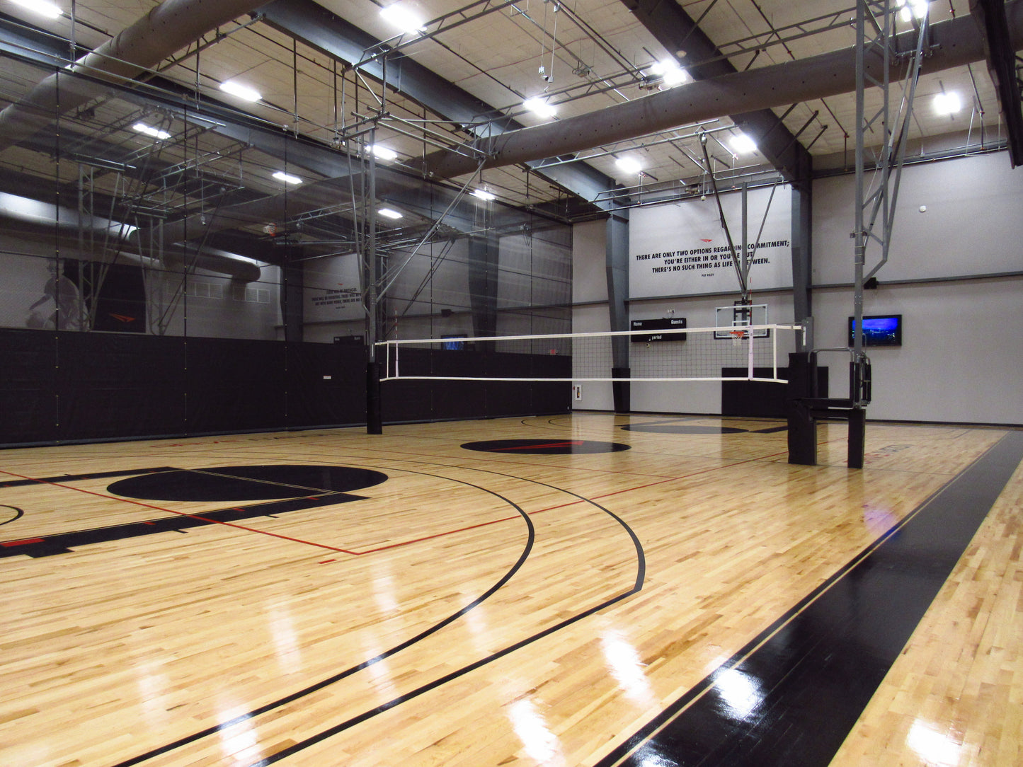 Skymaster® One-Court Volleyball System with Padded Referee Stand