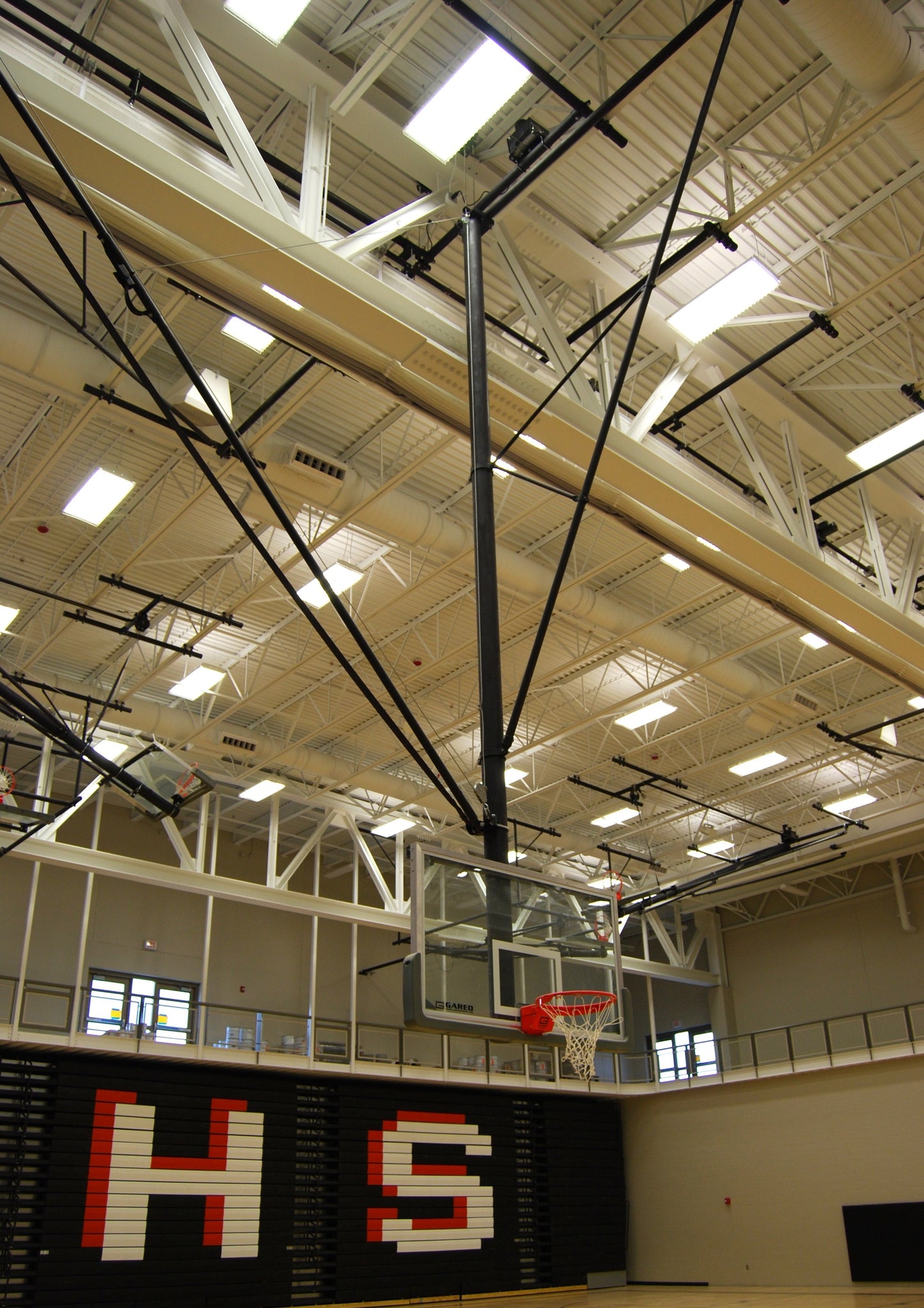 Single Post Side-Braced Side-Folding Ceiling Hung Basketball Backstop